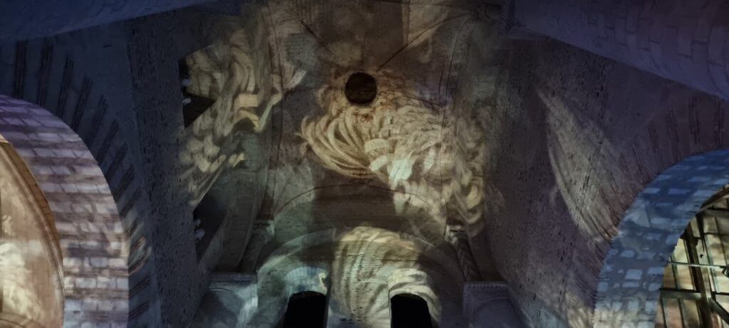 Gravity - Une installation cinétique et poétique de Yann Nguema
