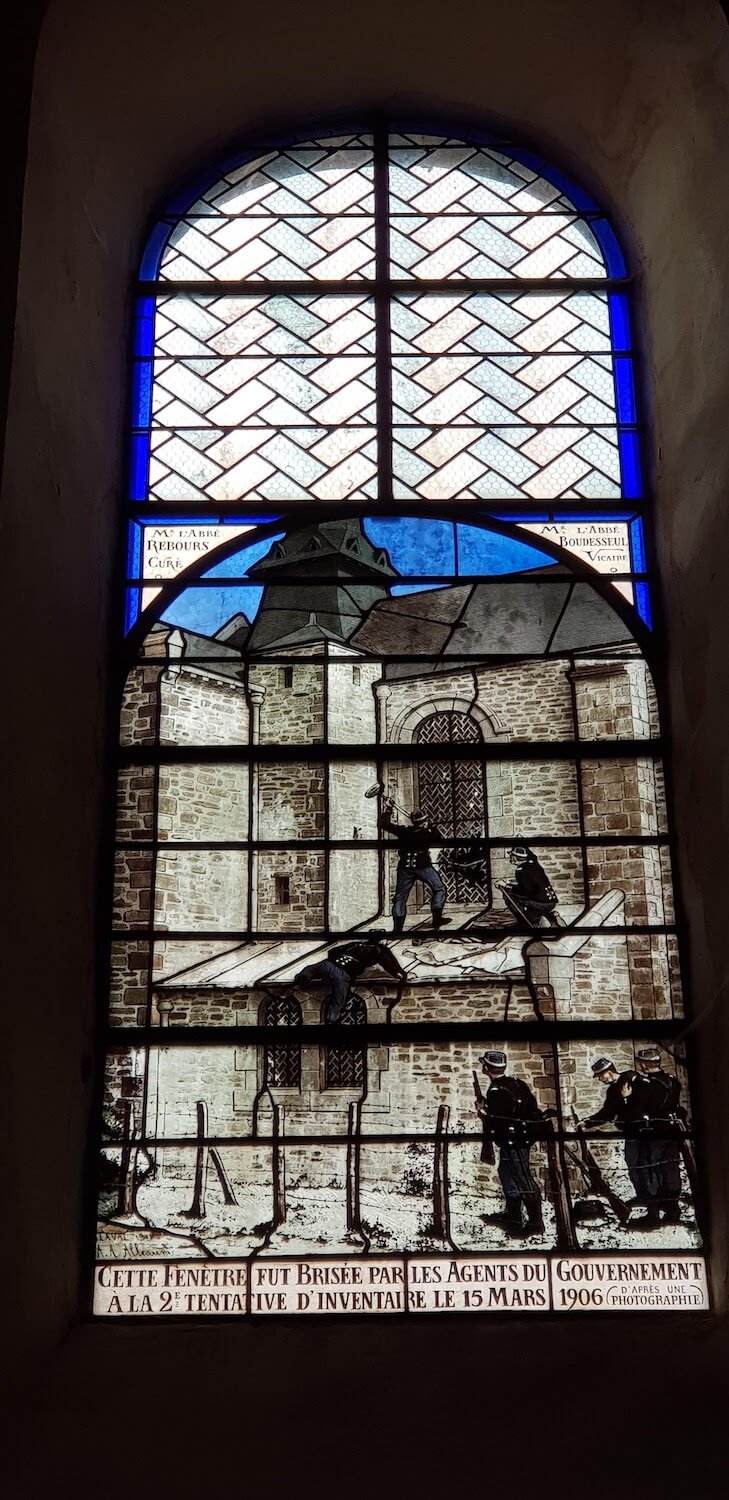 Vitrail Église Saint-Martin Montjean sur Maine